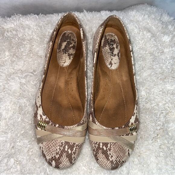 Eurosoft Shaina Flats Shoes - Picture 2 of 10